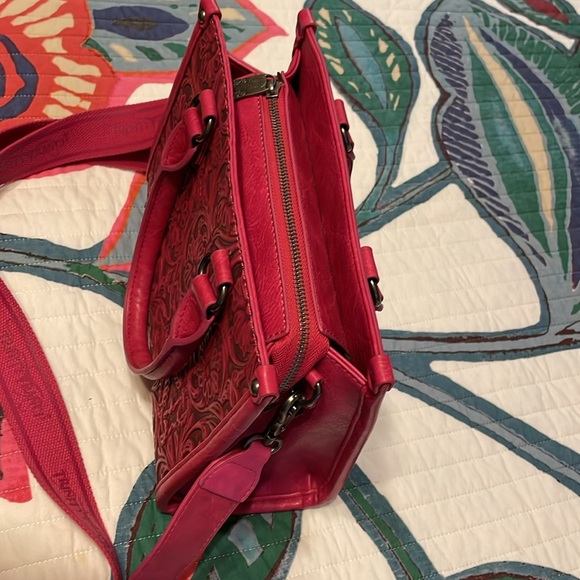 Handbag - Picture 3 of 5